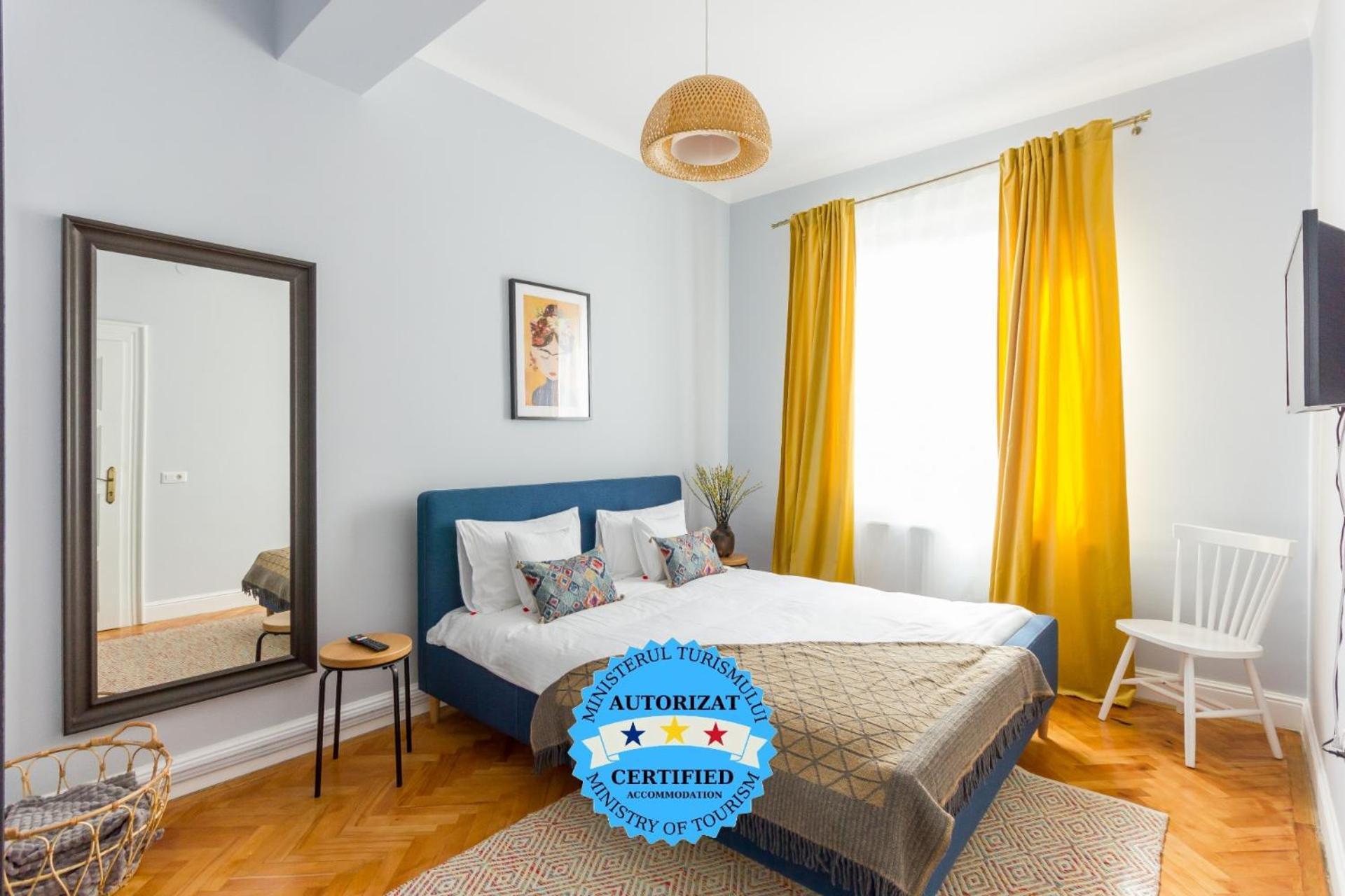 City Chic 3 Bedroom Apartment Клуж-Напока Экстерьер фото