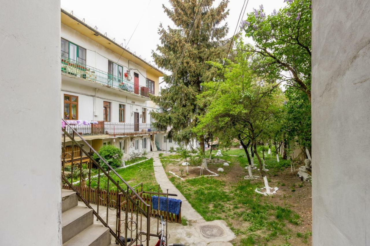 City Chic 3 Bedroom Apartment Клуж-Напока Экстерьер фото