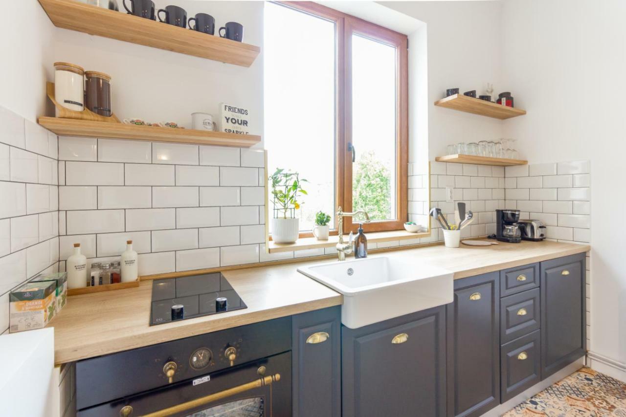 City Chic 3 Bedroom Apartment Клуж-Напока Экстерьер фото