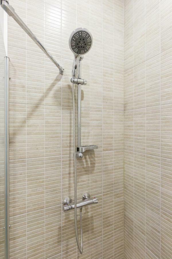 City Chic 3 Bedroom Apartment Клуж-Напока Экстерьер фото