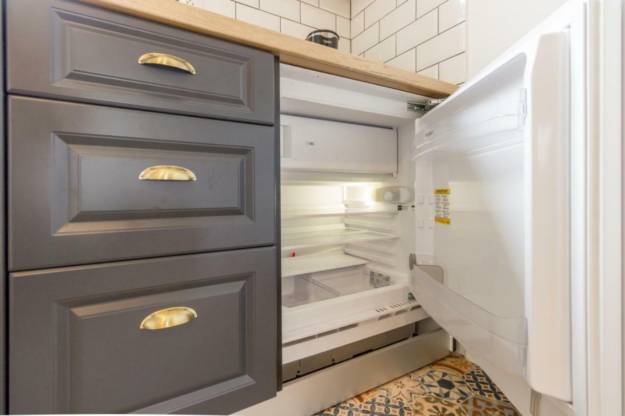 City Chic 3 Bedroom Apartment Клуж-Напока Экстерьер фото